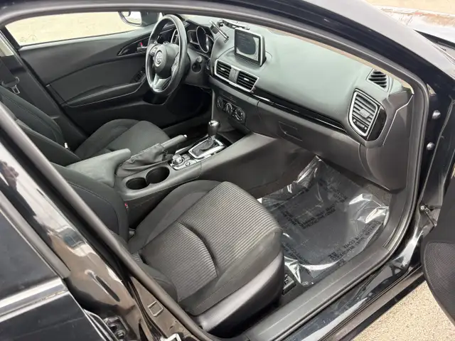 2014 Mazda Mazda3 GS-SKY - Photo 10