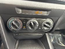 2014 Mazda Mazda3 GS-SKY - Photo 17