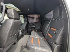 2023 GMC Sierra 3500HD AT4 6.6L V8/Touch Nav/Sunroof/Camera - Photo 18