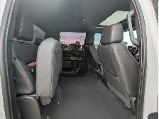 2023 GMC Sierra 3500HD AT4 6.6L V8/Touch Nav/Sunroof/Camera - Photo 22