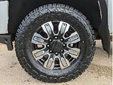 2023 GMC Sierra 3500HD AT4 6.6L V8/Touch Nav/Sunroof/Camera - Photo 24