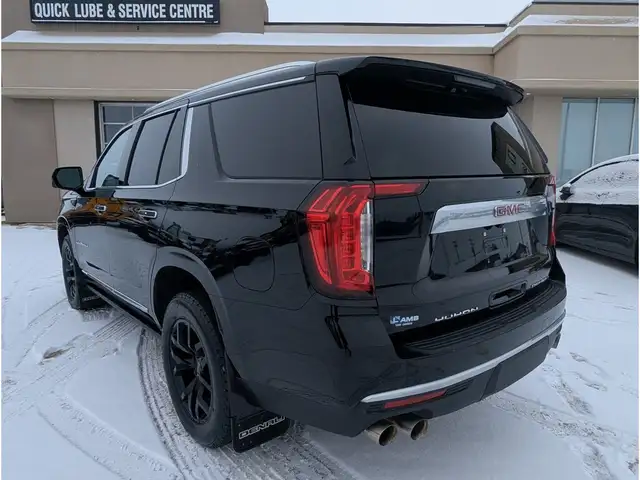 2023 GMC Yukon Denali 6.2L V8/Touch Nav/Pano/Camera - Photo 12
