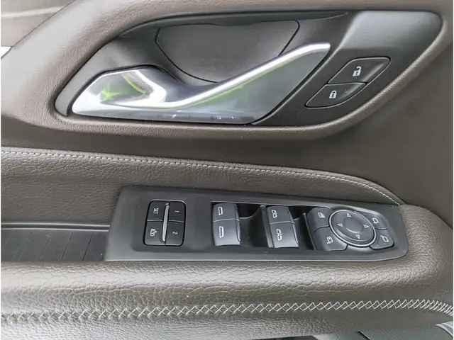 2023 GMC Yukon Denali 6.2L V8/Touch Nav/Pano/Camera - Photo 15