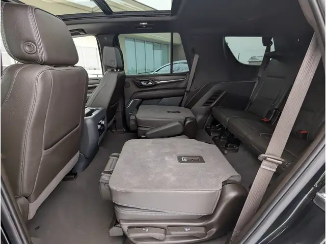 2023 GMC Yukon Denali 6.2L V8/Touch Nav/Pano/Camera - Photo 19