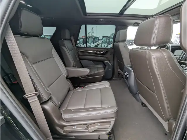 2023 GMC Yukon Denali 6.2L V8/Touch Nav/Pano/Camera - Photo 22