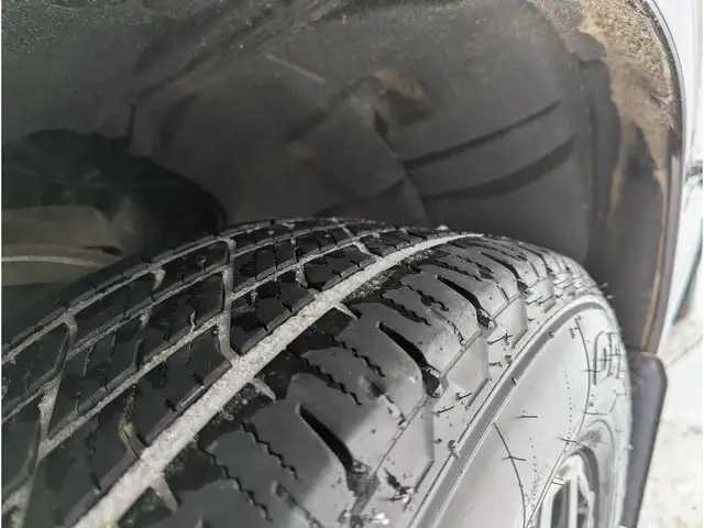 2023 GMC Yukon Denali 6.2L V8/Touch Nav/Pano/Camera - Photo 27