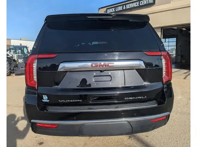 2022 GMC Yukon Denali 3.0L I6/Touch Nav/Backup Cam/Heated Seats - Photo 9