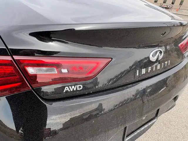 2017 Infiniti Q60 3.0t AWD - Photo 10