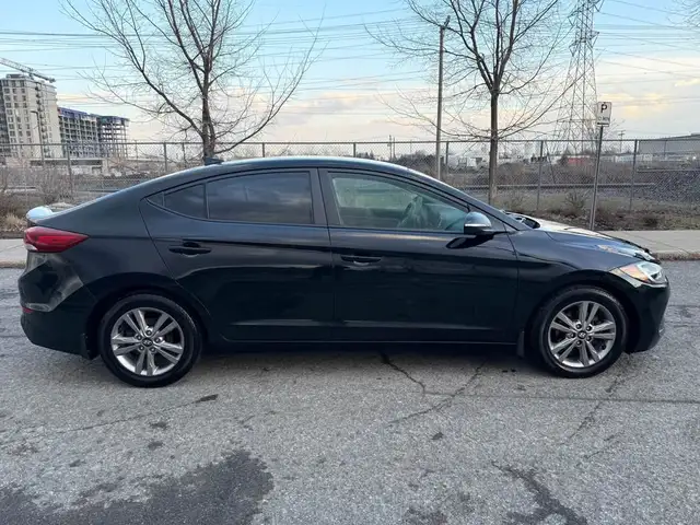 2017 Hyundai Elantra 2017 HYUNDAI  ELANTRA  , AUTOMATIQUE , 4 CY - Photo 2