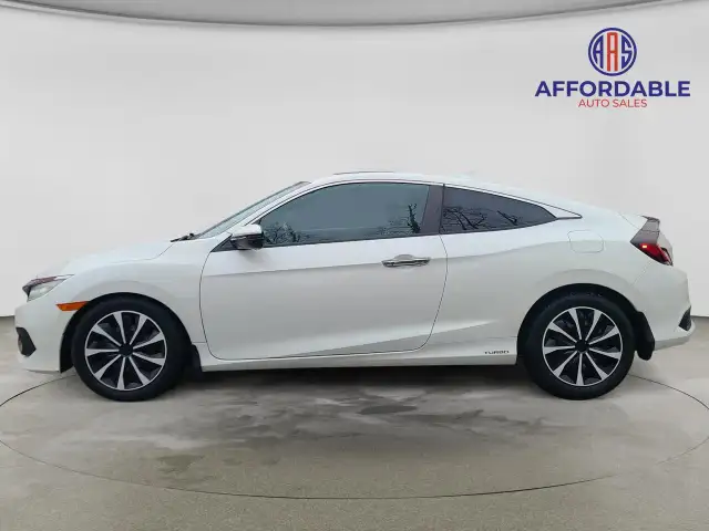 2017 Honda Civic Touring - Photo 2