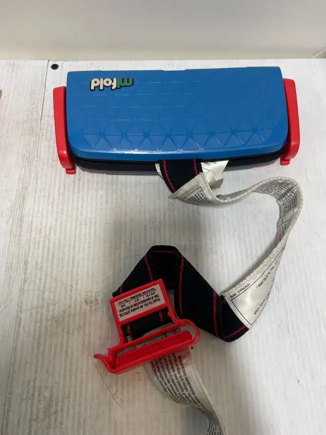 Mifold Booster Seat