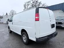 2018 Chevrolet Express - Photo 4