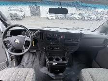 2018 Chevrolet Express - Photo 14