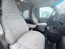 2018 Chevrolet Express - Photo 20