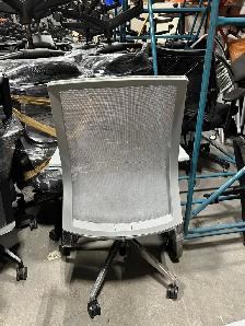 Haworth Very Task Chair! - Photo 4