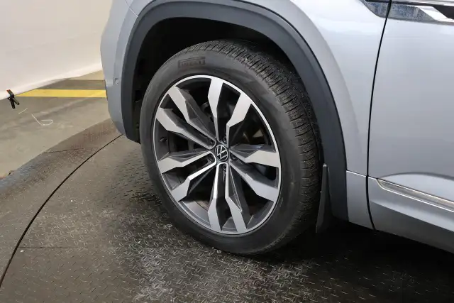 2021 Volkswagen Atlas R-LINE V6 AWD - PANO|NAVI|CAMERA|BLINDSPOT - Photo 6