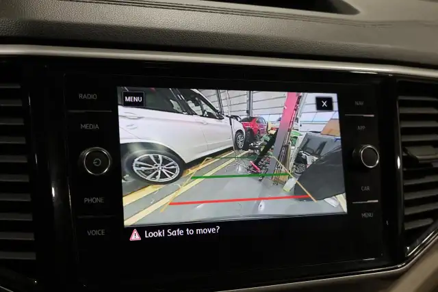 2021 Volkswagen Atlas R-LINE V6 AWD - PANO|NAVI|CAMERA|BLINDSPOT - Photo 16