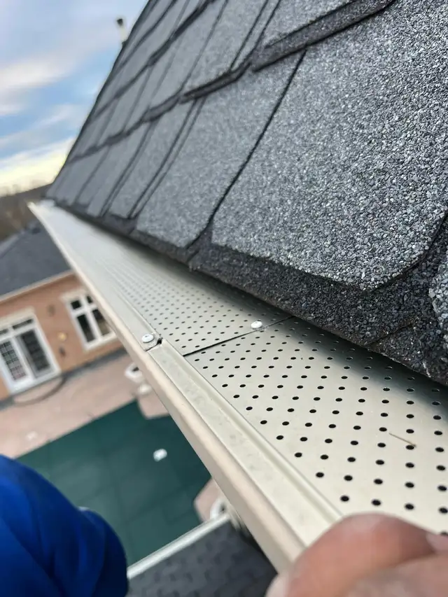 ANJCO Roofing: Flat Roofs • Shingles • Skylights | GTA - Photo 6