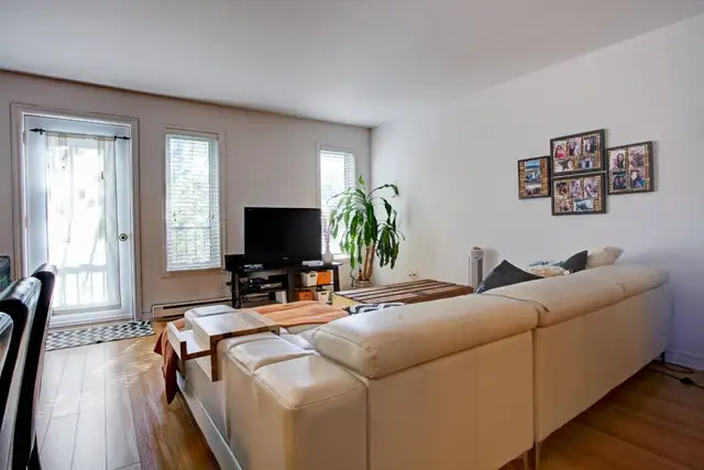 Nice new large 3 1/2 condo with parking in NDG move in July 1st - Photo 5