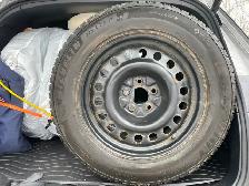 4 Michelline Icing snow tires with steel Rims(17" 225/60 R) - Photo 2