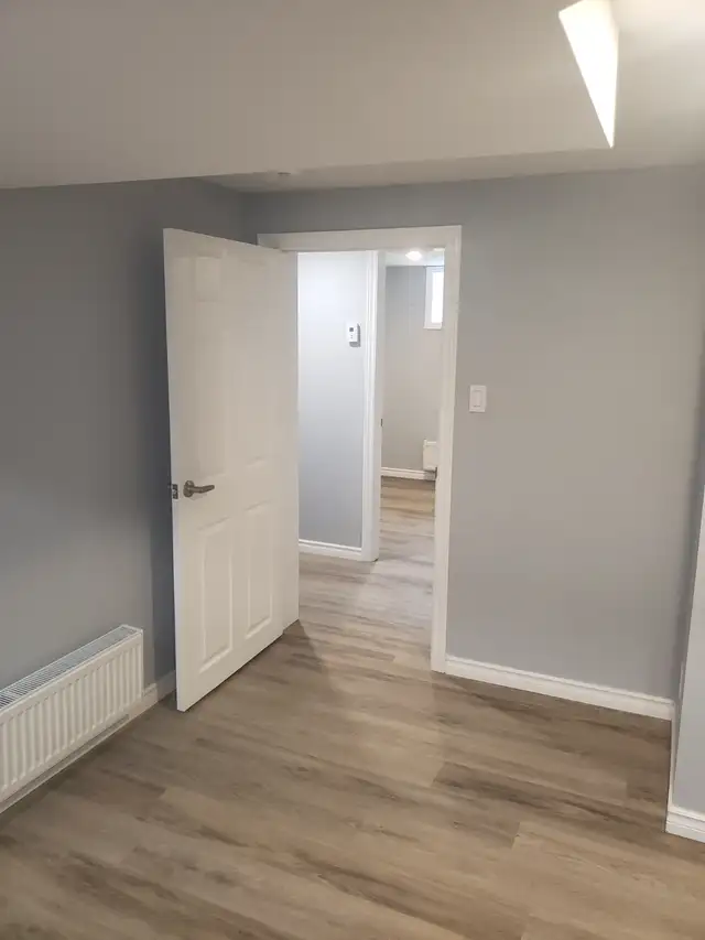For Rent – Newly created Legal 3 Bedroom Lower Duplex – Trenton - Photo 8