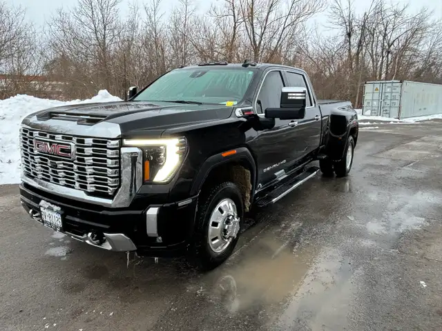 2025 GMC 3500HD Dinali Dually Diesei