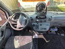 Ice Cream Truck for Sale – Fully Equipped, Ready to Make Money - Photo 4