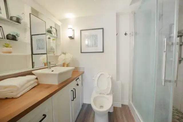 Condo for rent - Photo 2