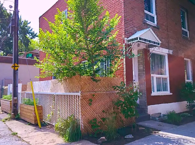 Lumineux 41/2 avec cour privée a Rosemont/  Dispo 1er Mai - Photo 9
