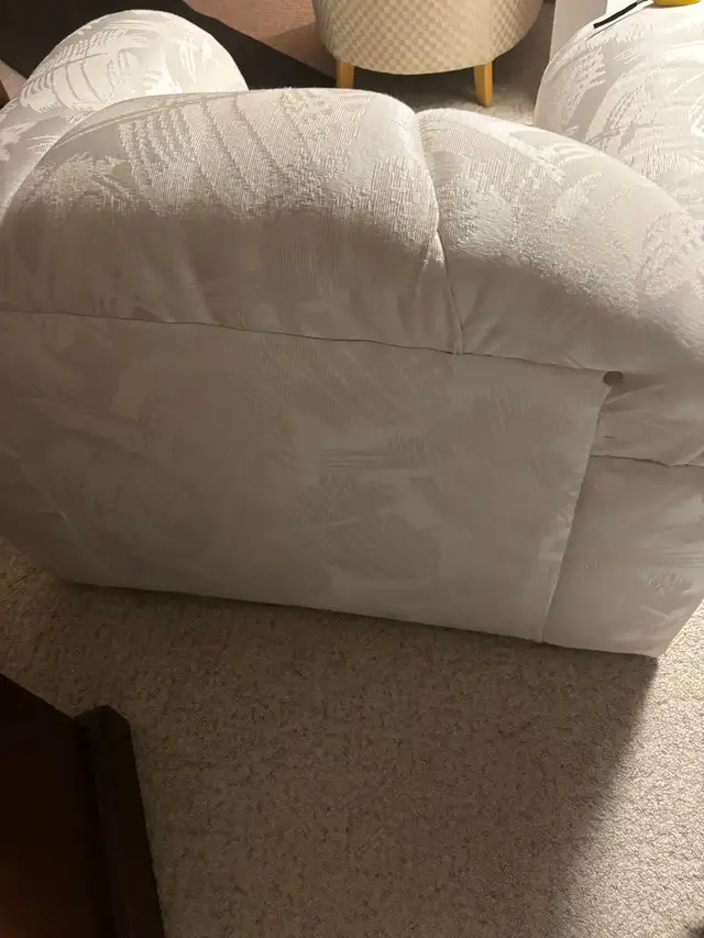 OVERSIZED CHAIR - Photo 3