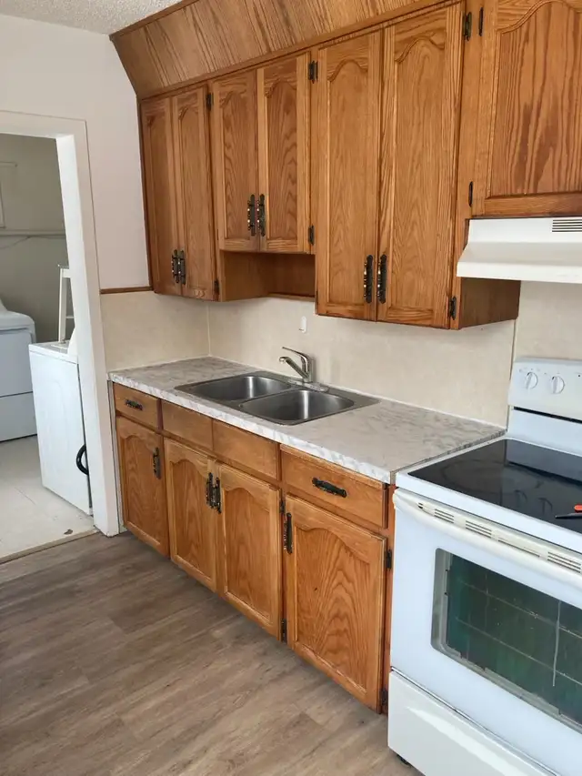 Small three bedroom house for rent in Yorkton