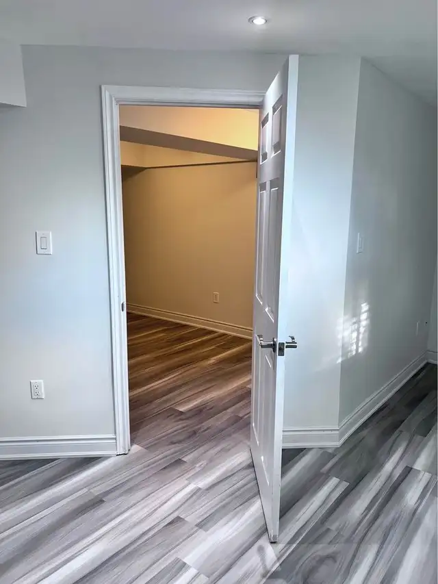 Basement For Lease in Brampton - Photo 12