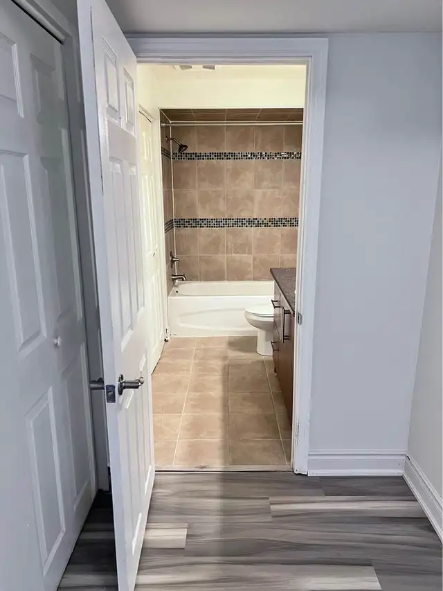 Basement For Lease in Brampton - Photo 17