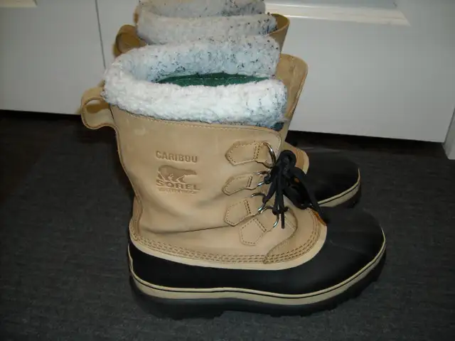 MENS SOREL WINTER BOOTS LIKE NEW - Photo 2