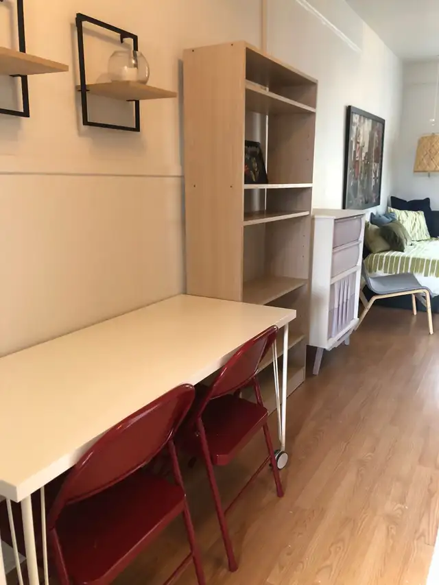 Vieux-Limoilou: beau studio entièrement meublé - Photo 5