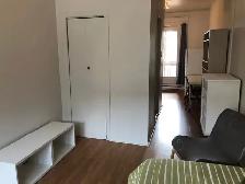 Vieux-Limoilou: beau studio entièrement meublé - Photo 6