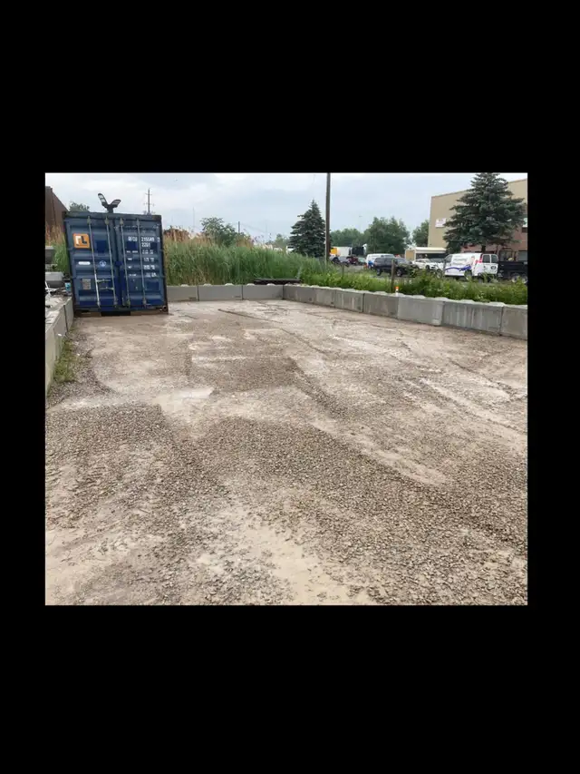 Outdoor Strorage for Rent/ Storage Containers/ Contractor Spaces - Photo 2