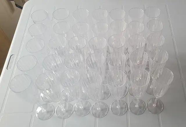 BAC ET ACCESSOIRES POUR PARTY - Photo 2