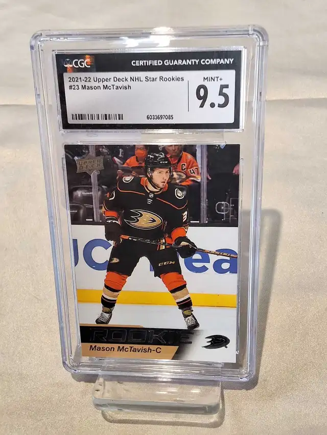 Mason McTavish Upper Deck Rookie 2021-22 CGC Graded 9.5