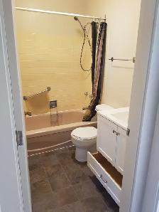 Mature Adult Living, 2 bdrm Quiet Building. - Photo 6