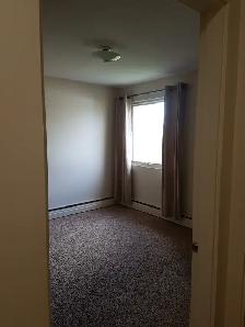 Mature Adult Living, 2 bdrm Quiet Building. - Photo 8