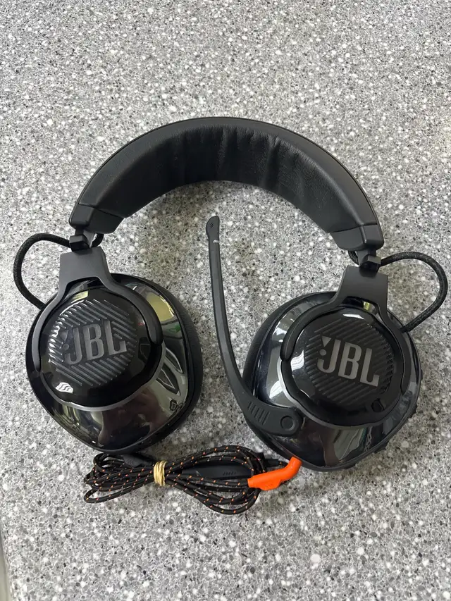 JBL Quantum 910 Wired Headset