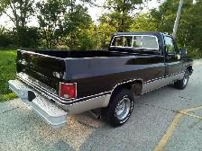 1983 Chevrolet C10 Custom Deluxe - Photo 2