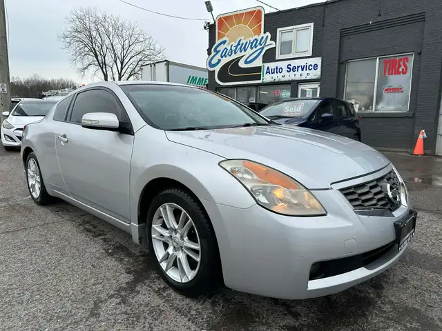 2008 Nissan Altima 3.5 SE - Photo 2