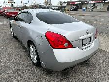 2008 Nissan Altima 3.5 SE - Photo 7