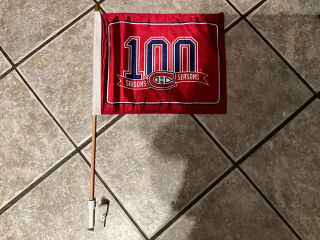 Drapeau de voiture 100e Anniversaire Canadien de Montréal - Photo 2