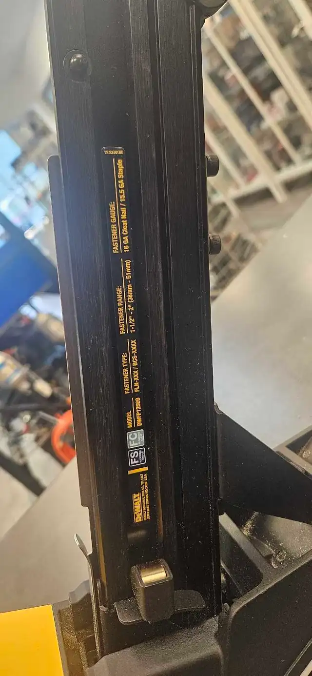DEWALT Floor Air Nailer TOOL ONLY - Photo 3