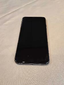 Apple iPhone 11 Pro Max 64GB Battery Health 77% - Photo 3