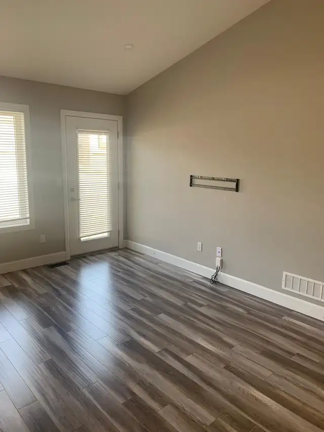 luxury townhome for lease/rent - Photo 4