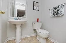 Full House 3 1 Bed Townhouse | 6 Parking | Brampton West - Photo 7